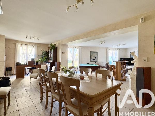 Maison à vendre 7 pièces 148 m² Saint-André-les-Vergers