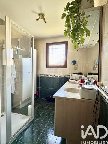 Maison à vendre 7 pièces 148 m² Saint-André-les-Vergers