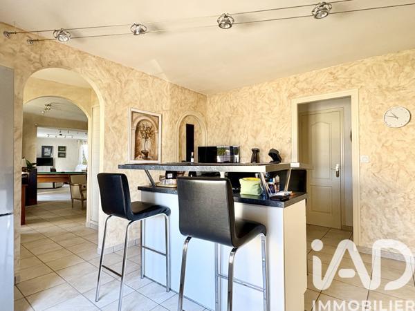 Maison à vendre 7 pièces 148 m² Saint-André-les-Vergers