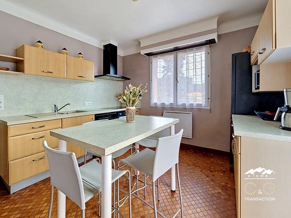 - VILLA 182 m2 avec Appartement T3 - Parc et Piscine Détails des diagnostics énergétiques