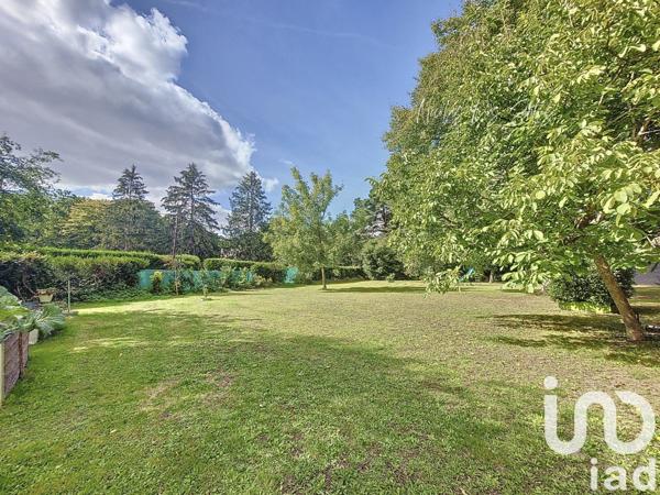 Maison 8 pièces de 278 m² à Lamorlaye (60260)