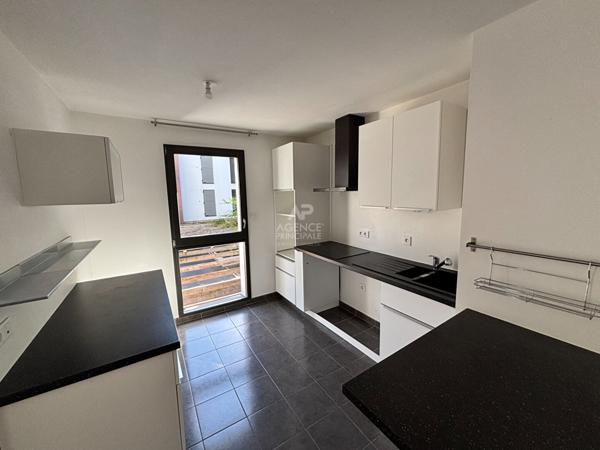 Appartement Pontoise 3 pièce(s) 61.83 m2 €269 000 ** - Référence 11216