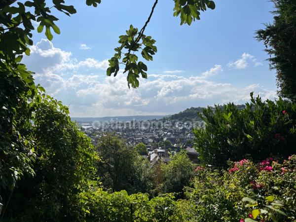 HONFLEUR – VUE PANORAMIQUE – PONT DE NORMANDIE – CHARME ANCIEN – 1789 – JARDIN PRIVATIF – MAISON D’AMIS – TRAVAUX À PRÉVOIR – 3 CHAMBRES