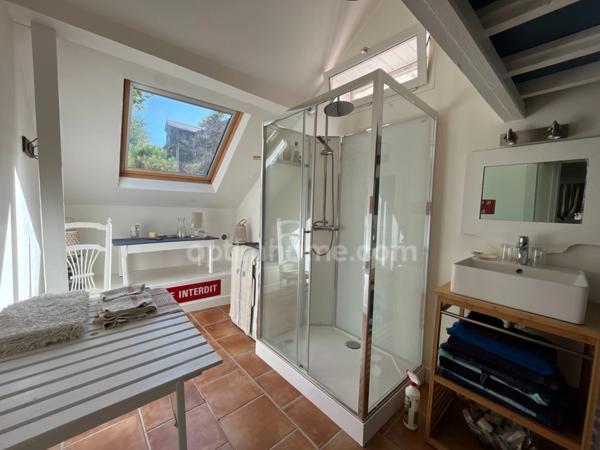 HONFLEUR – VUE PANORAMIQUE – PONT DE NORMANDIE – CHARME ANCIEN – 1789 – JARDIN PRIVATIF – MAISON D’AMIS – TRAVAUX À PRÉVOIR – 3 CHAMBRES