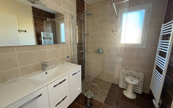 Maison à vendre    11 pièces • 266 m2 Saint-Georges-de-Didonne