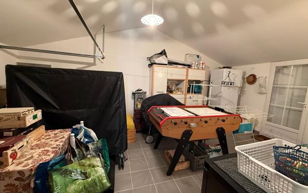 Maison à vendre    11 pièces • 266 m2 Saint-Georges-de-Didonne