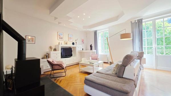 BOURGES CENTRE MAISON DE 191M² 6 PIECES GARAGE JARDIN