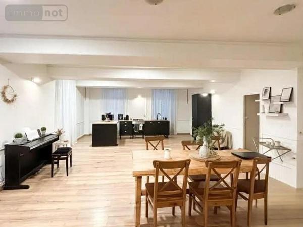 Maison à vendre à Cossé-le-Vivien en Mayenne (53230), ref : 53032-1083