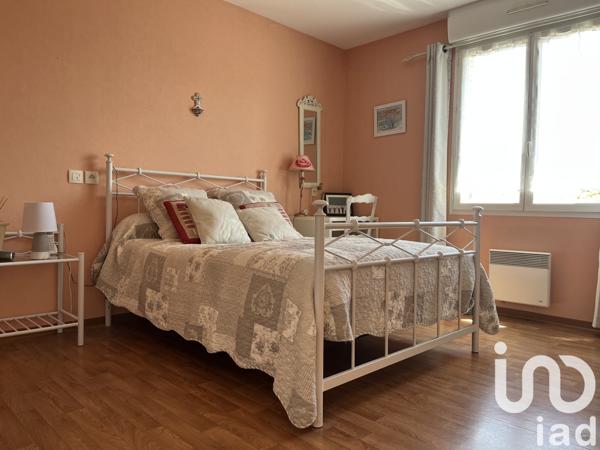 Maison à vendre 4 pièces 77 m² Saint-Georges-lès-Baillargeaux