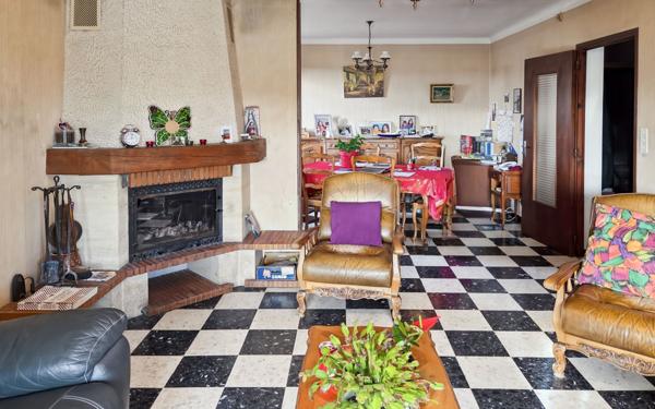 Maison à vendre    3 pièces •  Pujaut