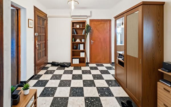 Maison à vendre    3 pièces •  Pujaut