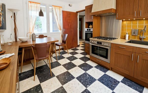 Maison à vendre    3 pièces •  Pujaut