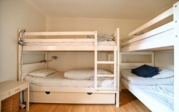 Maison à vendre    6 pièces •  Lanchères