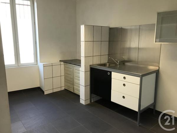 Immeuble à vendre  181 m2 MONTLUCON - 03