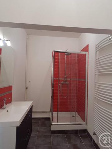 Immeuble à vendre  181 m2 MONTLUCON - 03