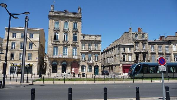 Votre appartement entre Chartrons et quais