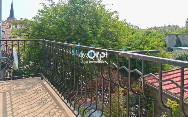 Immeuble à vendre    5 pièces •  Domérat