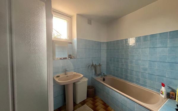 Immeuble à vendre    5 pièces •  Domérat