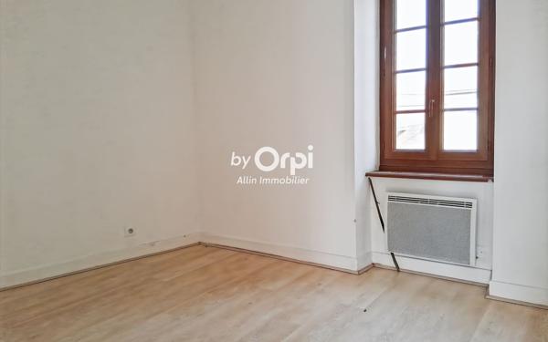 Immeuble à vendre    5 pièces •  Domérat