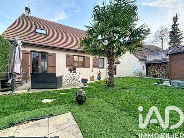 Maison à vendre 6 pièces 117 m² Saint-Chéron