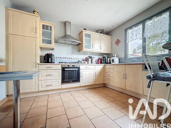 Maison à vendre 6 pièces 117 m² Saint-Chéron