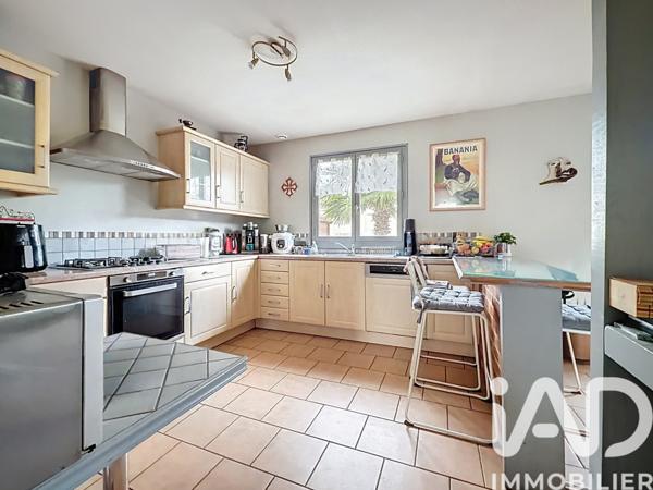 Maison à vendre 6 pièces 117 m² Saint-Chéron