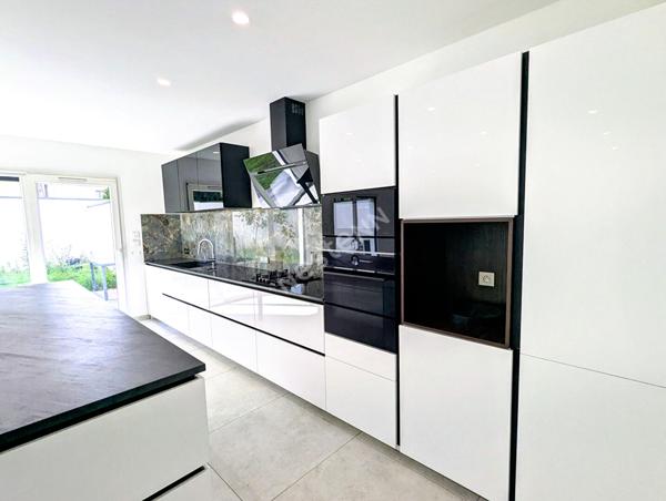 Maison contemporaine neuve 8 pièces à vendre à Reims -