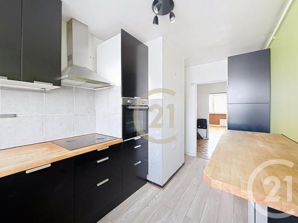 Appartement F3 à vendre  3 pièces - 60,64 m2 NANTERRE - 92