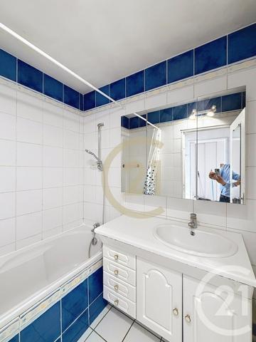 Appartement F3 à vendre  3 pièces - 60,64 m2 NANTERRE - 92