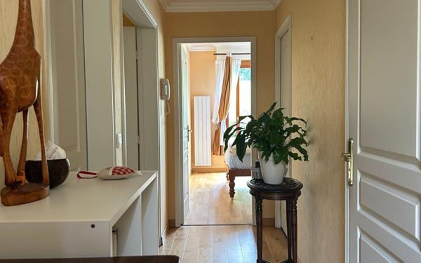 Appartement à vendre    3 pièces • 69,77 m2 Compiègne