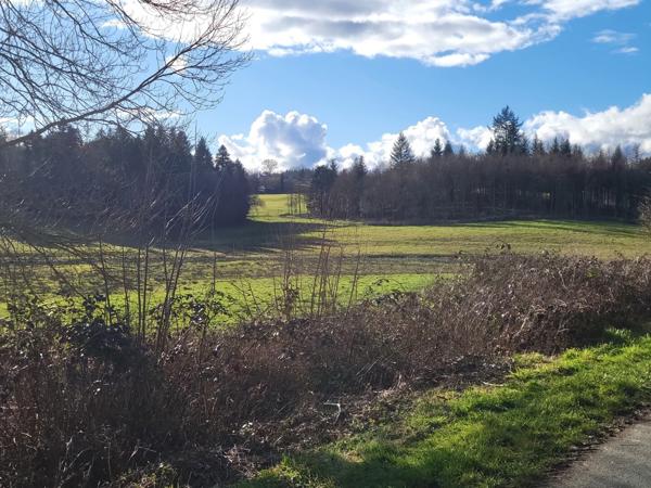 Ancien corps de ferme rénové, 233 m2 habitables, vue exceptionnelle
