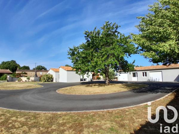 Maison à vendre 8 pièces 171 m² Villiers-en-Plaine