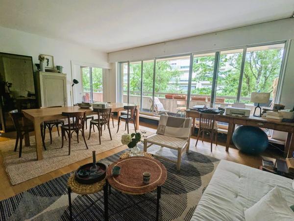 Appartement de standing – 110 m² env. – Balcon – Parkings – Cambronne / Rue Lecourbe