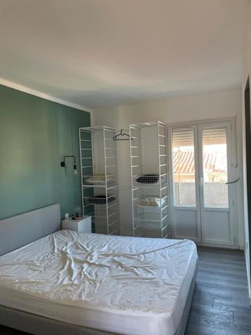 Vente                                                      Appartement
                        
                     2 pièces                      32 m2                     à Perpignan