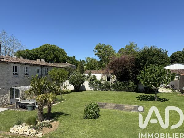 Maison à vendre 14 pièces 622 m² Puilboreau