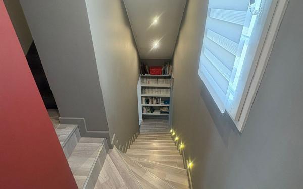 Maison à vendre    7 pièces • 200 m2 Longuesse
