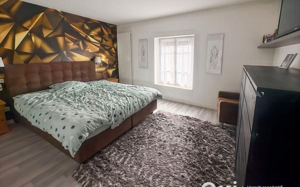 Maison à vendre    7 pièces • 200 m2 Longuesse