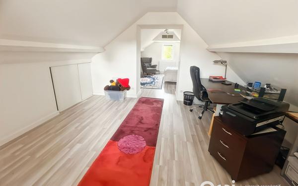 Maison à vendre    7 pièces • 200 m2 Longuesse