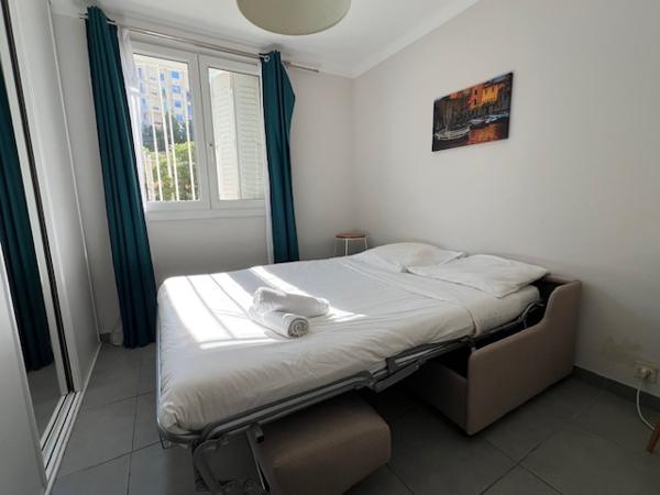 Marseille (13007) EXCLUSIVITÉ VENTE APPARTEMENT 55,43 M2 CARREZ TYPE 3 BALCON APERÇU MER BD TELLENE PARKING LIBRE 13007 MAR