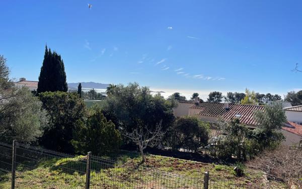 Maison à vendre    4 pièces •  Bandol