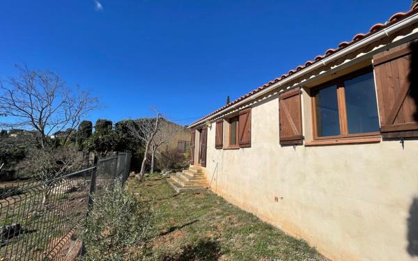 Maison à vendre    4 pièces •  Bandol