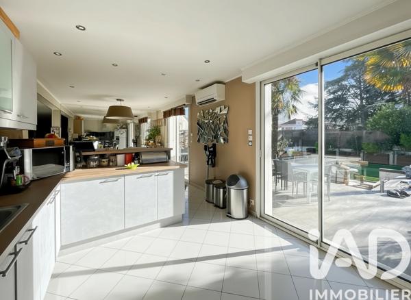 Maison à vendre 7 pièces 160 m² Montfermeil