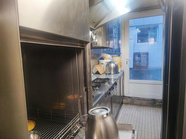 CENTRE VILLE BRASSAC - BOULANGERIE PÂTISSERIE SNACKING avec LOGEMENT