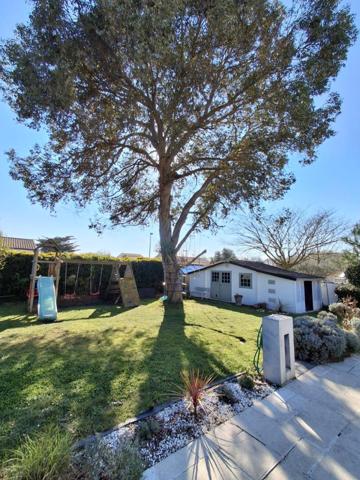TOUT À PIED ! 4 CH + T2 GRAND JARDIN PISCINE GARAGE