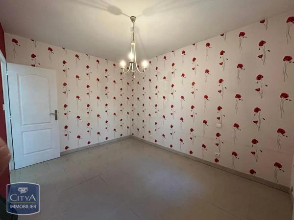 Maison à vendre 115.88m² Saint-Pantaléon-de-Larche (19600)