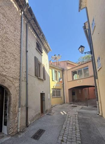 Achat - Maison | Maison de ville Solliès-Ville 83210 3 pièces 82 m 2 40 m 2