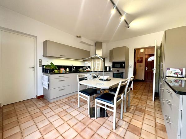 86190 QUINCAY Maison Quincay 6 pièce(s) 167.46 m2