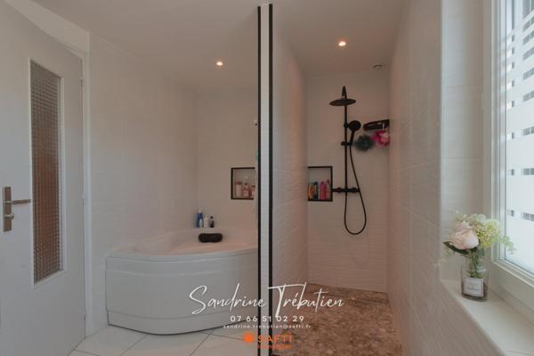 Maison familiale de charme au coeur d'Etel