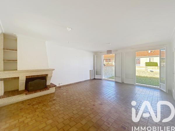 Maison à vendre 5 pièces 99 m² Angoulême