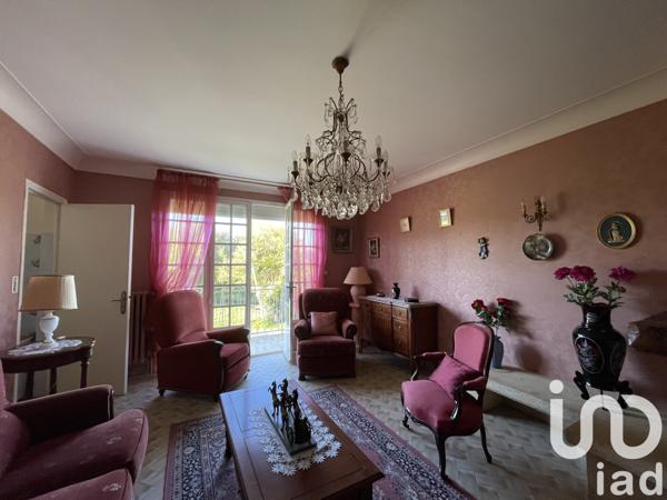 Maison à vendre 8 pièces 257 m² Peyrat-le-Château